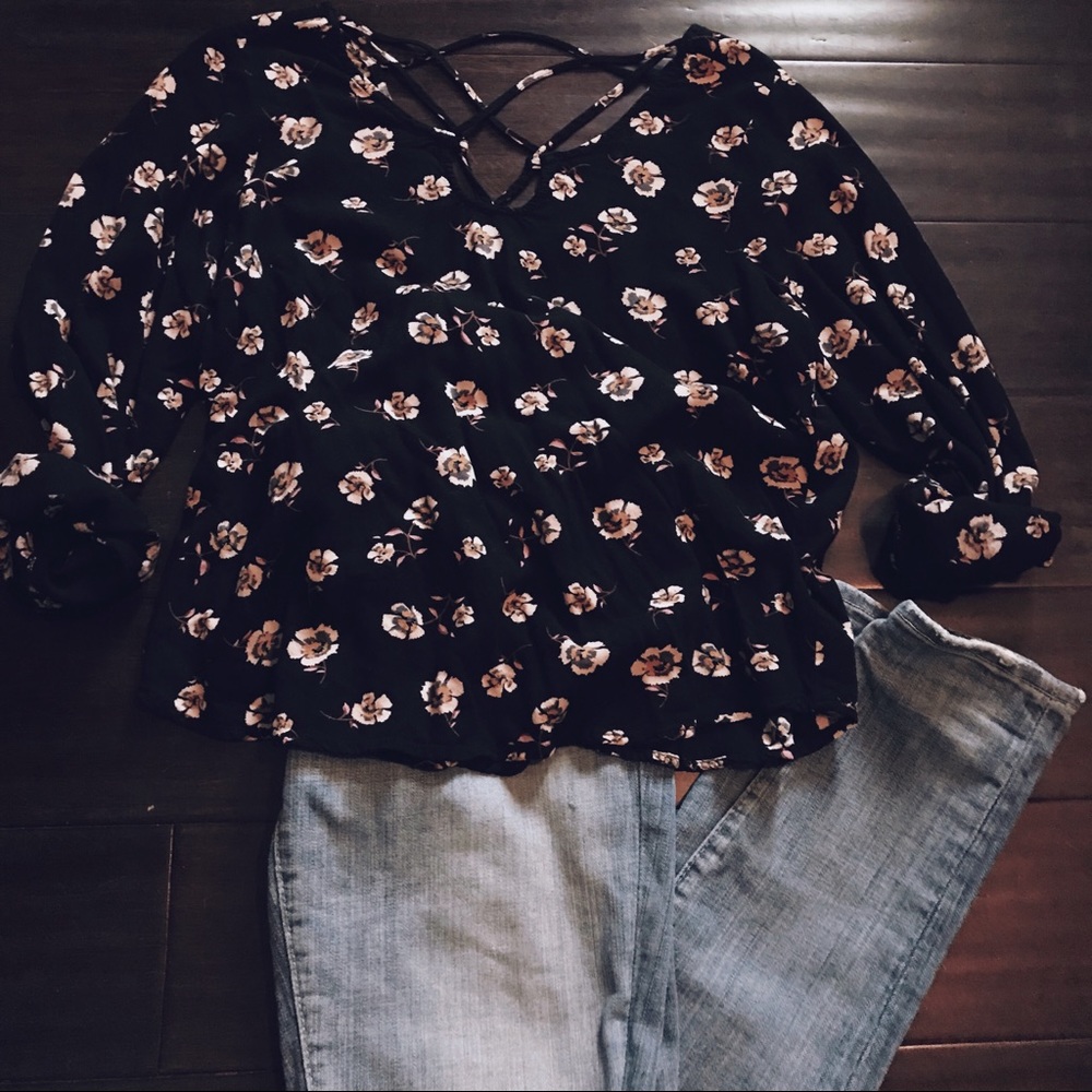 Floral summer blouse
